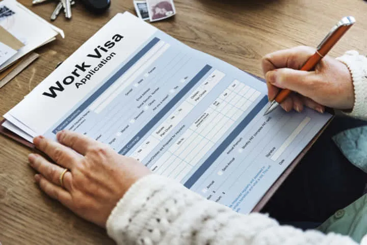 Image of exceptional documents and files, symbolizing the special cases for visa change.