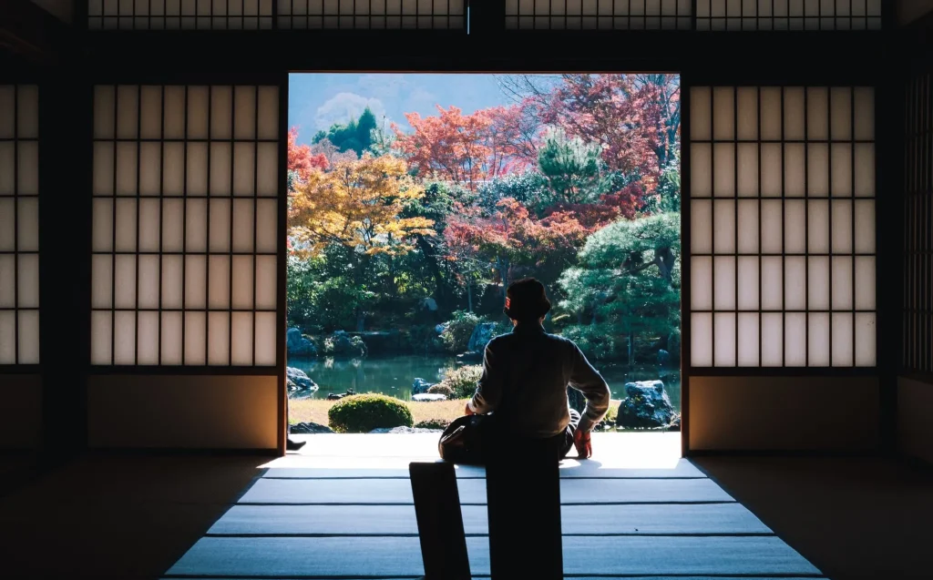 Image illustrating a Japanese room with Tatami mats, explaining the unit of measurement 'jō'.