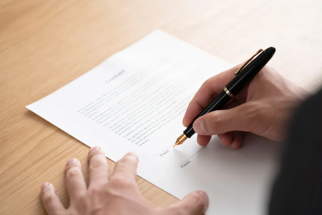 Image illustrating the documents a foreigner needs for a real estate purchase in Japan.