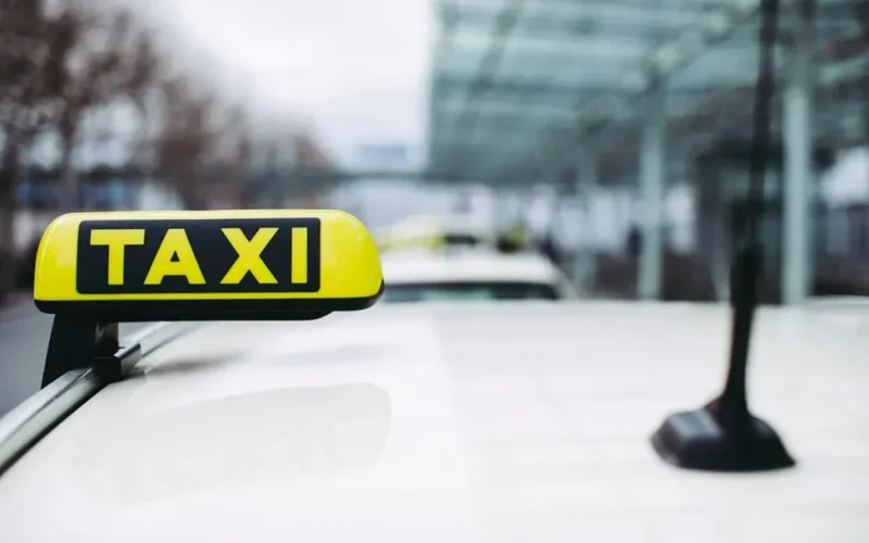 Image of a table with common Japanese taxi terms, phrases, and their English translations.