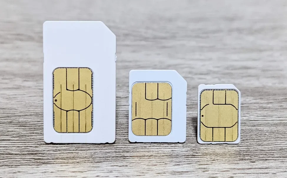 Image illustrating different types of SIM cards and mobile network operators (MNOs) versus virtual operators (MVNOs) in Japan.