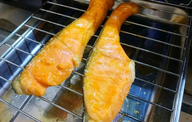 Image of various popular fish roaster appliances available for purchase on Amazon.