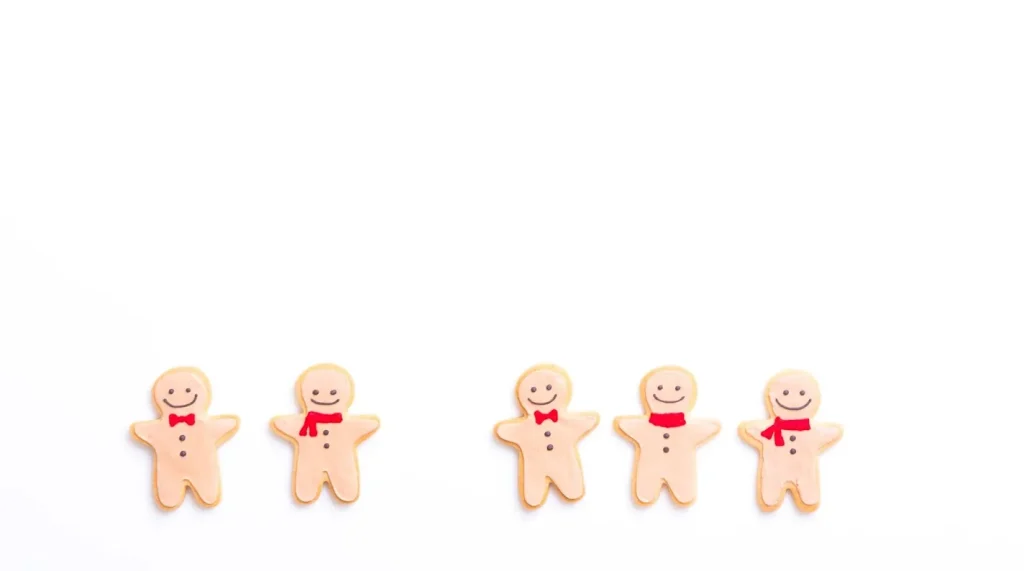 Image illustrating the unique counting method for people in Japanese, with the kanji for 'person' (人) and pronunciation changes.